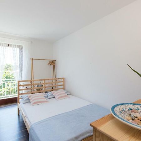 Casa Flora 3-Minutes' Walk From The Beach Novigrad Istria Eksteriør bilde