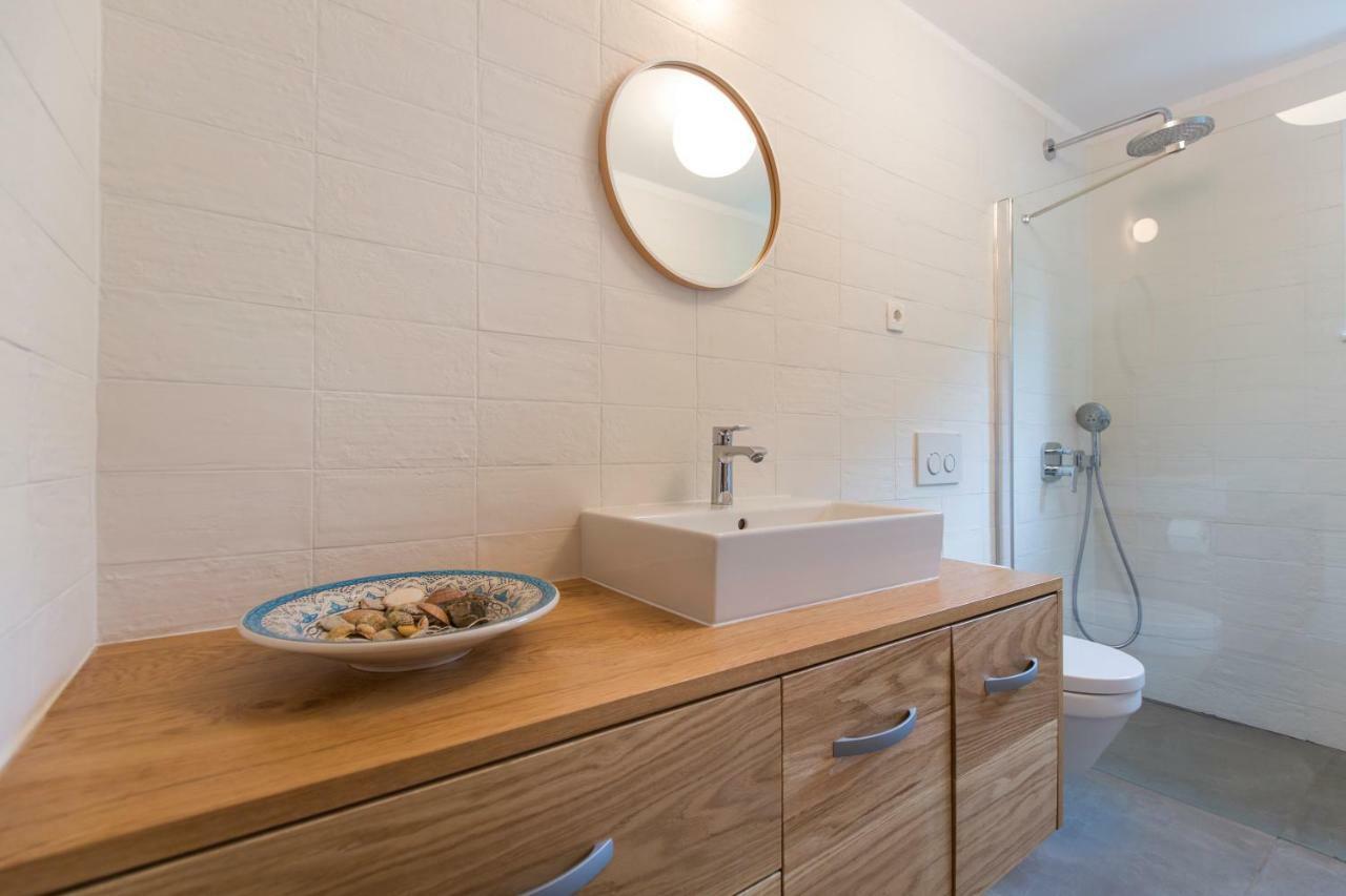 Casa Flora 3-Minutes' Walk From The Beach Novigrad Istria Eksteriør bilde